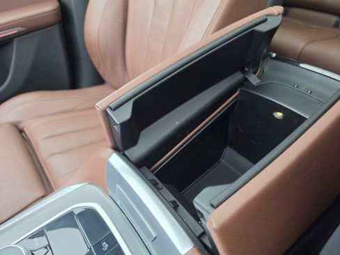 Used 2019 BMW X5 xDrive40i w/ Convenience Package image 48