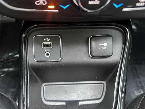 Used 2018 Jeep Compass Altitude w/ Popular Equipment Group image 21