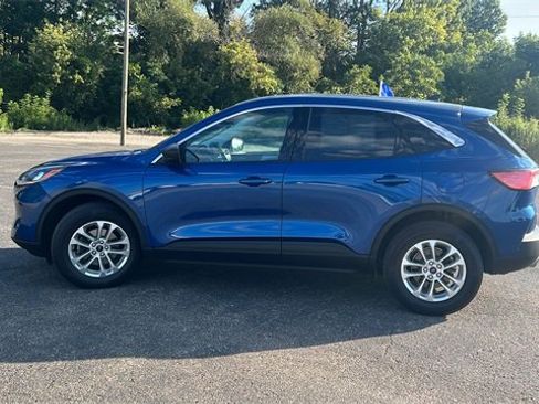 Certified 2022 Ford Escape SE w/ Cold Weather Package image 6