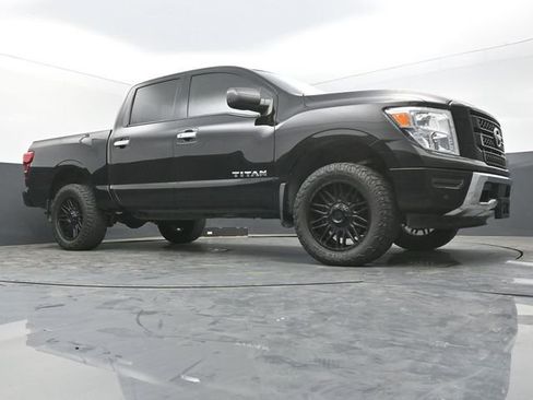 Used 2021 Nissan Titan SV w/ SV Convenience Package RWD image 46