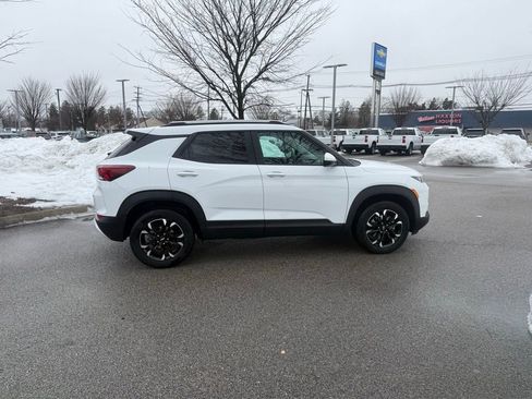 Used 2023 Chevrolet TrailBlazer LT w/ Convenience Package image 6