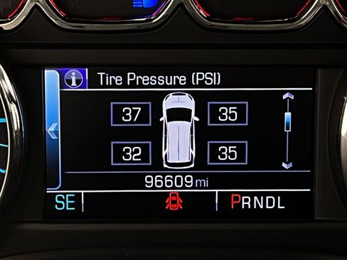 Used 2018 GMC Yukon SLT w/ Open Road Package image 18