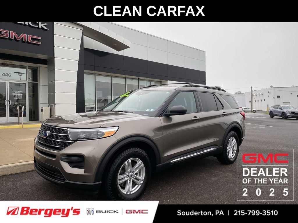 Used 2021 Ford Explorer XLT w/ Class III Trailer Tow Package AWD/4WD image 1