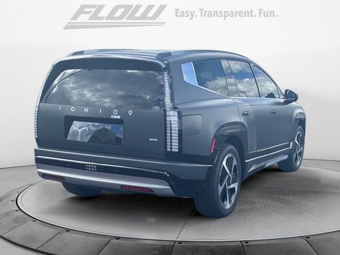New 2026 Hyundai Ioniq 9 Limited image 7