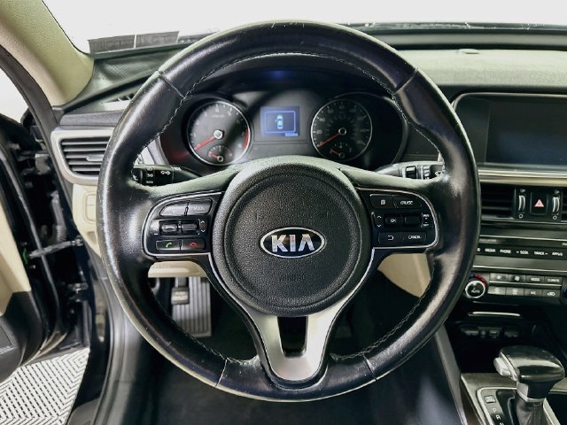 Used 2018 Kia Optima EX w/ Premium Package FWD image 14