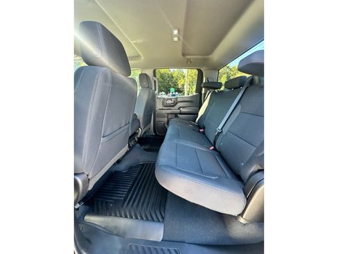 Used 2025 Chevrolet Silverado 1500 Custom Trail Boss w/ LPO, Dark Essentials Package image 12