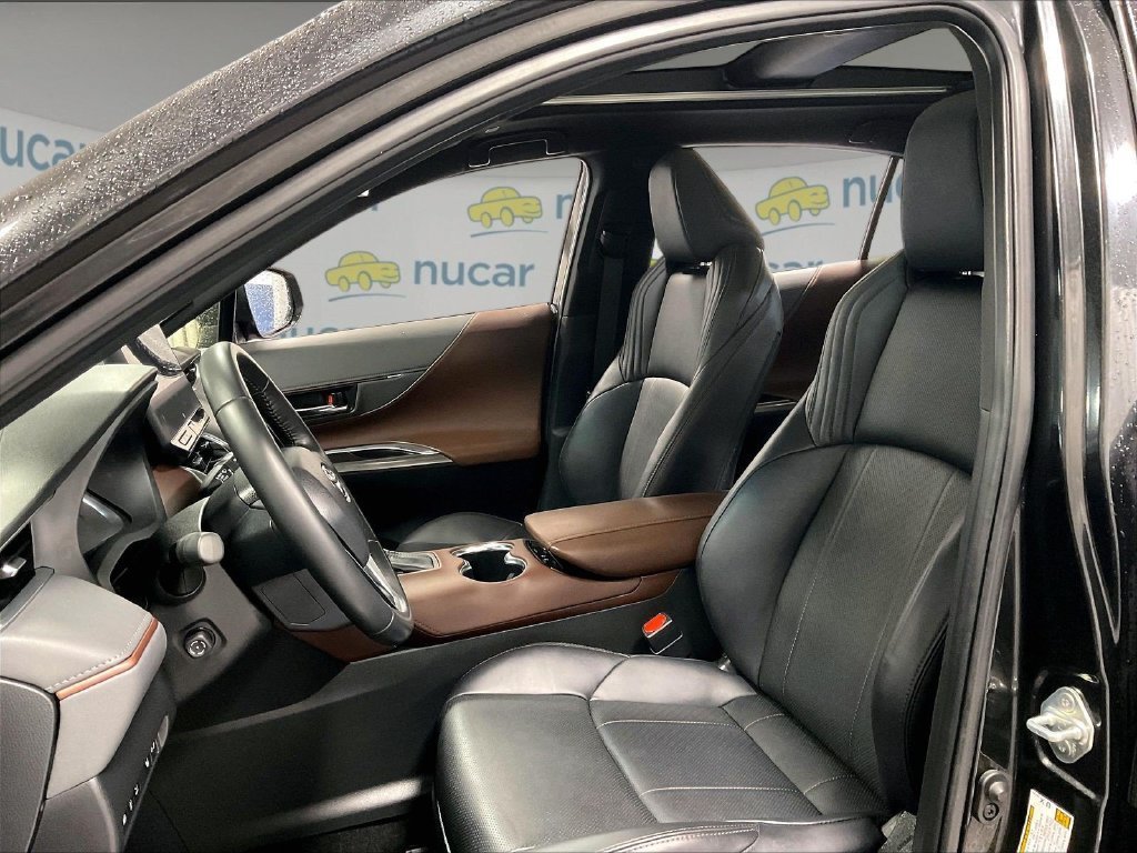 Used 2023 Toyota Venza Limited AWD/4WD image 10