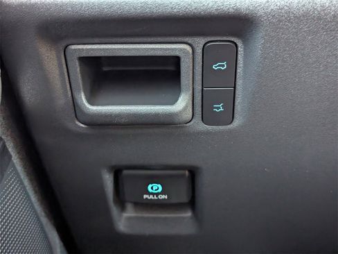 New 2025 Ford Expedition Active image 48