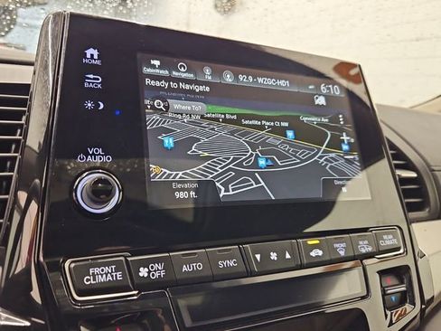 Used 2018 Honda Odyssey Touring image 26