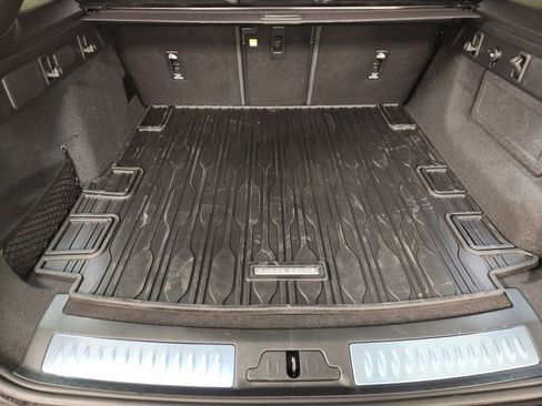 Used 2026 Land Rover Range Rover Velar S image 33