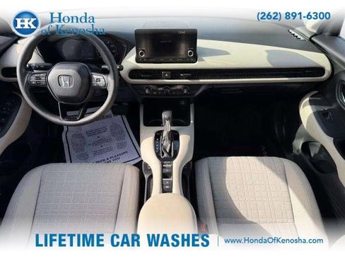 Used 2024 Honda HR-V LX image 10
