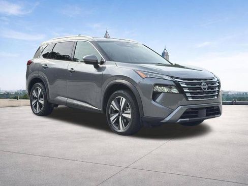Certified 2026 Nissan Rogue SL AWD/4WD image 30