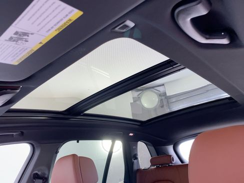 New 2026 BMW X5 sDrive40i w/ Executive Package image 12