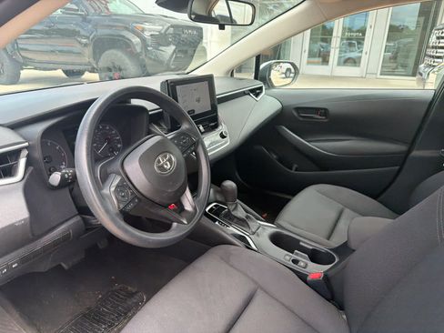 Used 2024 Toyota Corolla LE FWD image 13