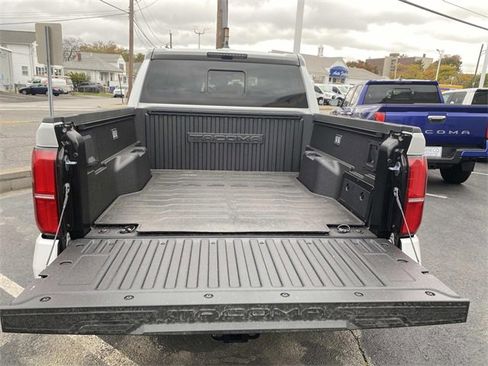 New 2025 Toyota Tacoma TRD Sport image 5