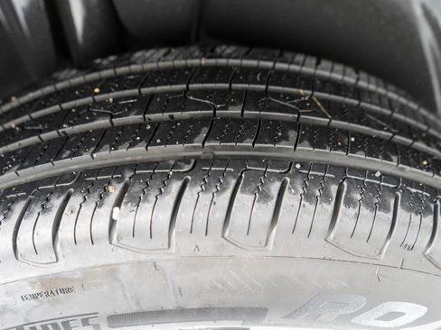 Used 2012 Chevrolet Equinox LT w/ Driver Convenience Package image 29