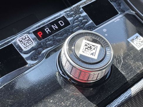 New 2025 Jeep Grand Cherokee Altitude image 39