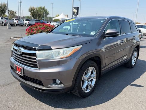 Used 2016 Toyota Highlander Limited Platinum AWD/4WD image 7
