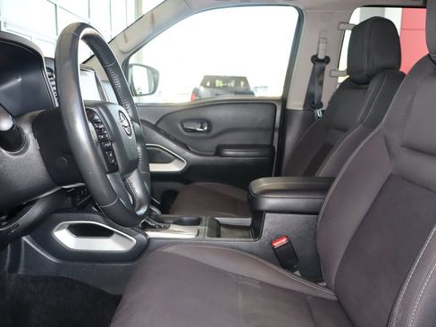 Used 2022 Nissan Frontier SV RWD image 13