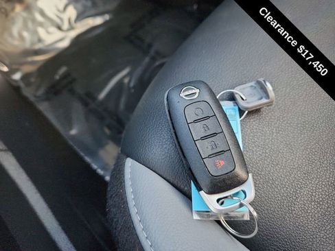 Used 2023 Nissan Kicks SR w/ SR Premium Package image 46