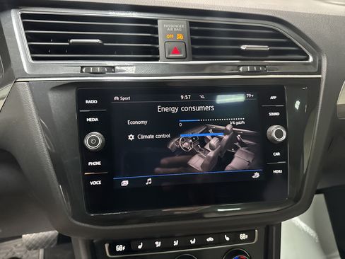 Used 2019 Volkswagen Tiguan SE w/ Panoramic Sunroof Package AWD/4WD image 20