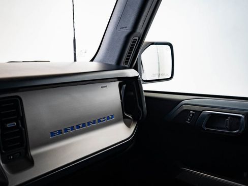 Used 2021 Ford Bronco First Edition image 32