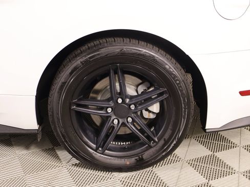 Used 2019 Ford Mustang Coupe RWD image 16