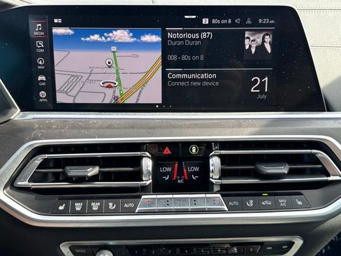 Used 2022 BMW X5 xDrive40i image 3