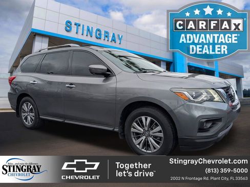 Used 2020 Nissan Pathfinder SL w/ Cargo Package image 1