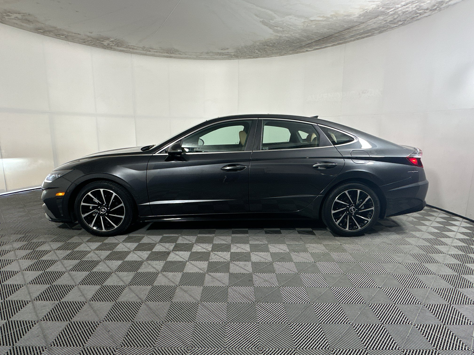 Used 2021 Hyundai Sonata Limited FWD image 6