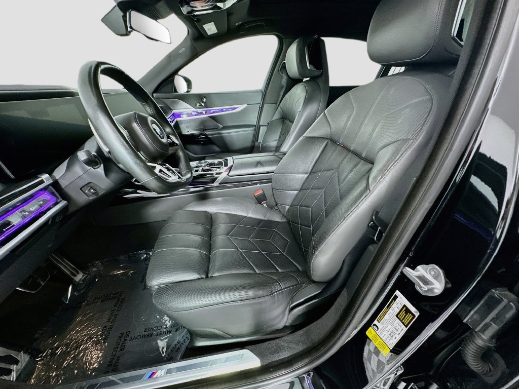 Used 2023 BMW 740i RWD image 5