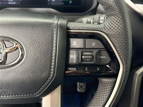 Used 2024 Toyota Sequoia SR5 w/ SR5 Premium Package AWD/4WD image 18
