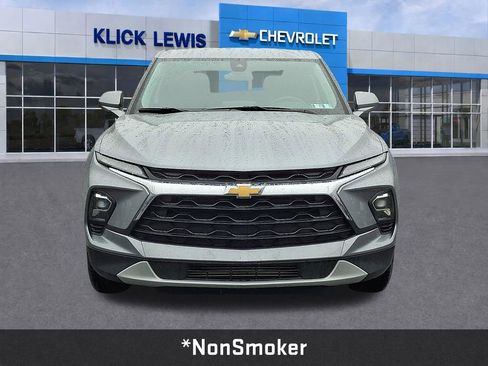 Used 2023 Chevrolet Blazer LT w/ Driver Confidence Package image 2
