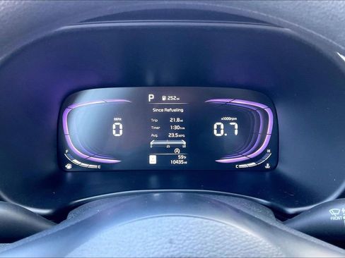 Used 2025 Kia Soul LX FWD image 19