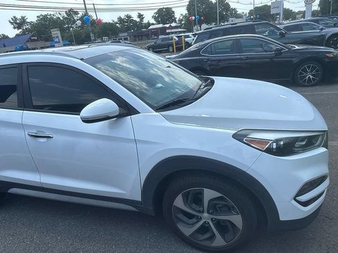 Used 2018 Hyundai Tucson Limited AWD/4WD image 4