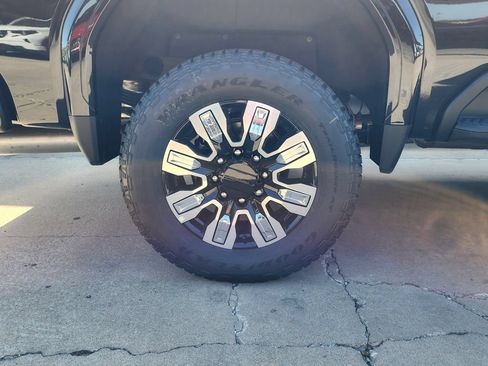 New 2026 GMC Sierra 2500 Denali w/ Denali Reserve Package AWD/4WD image 56