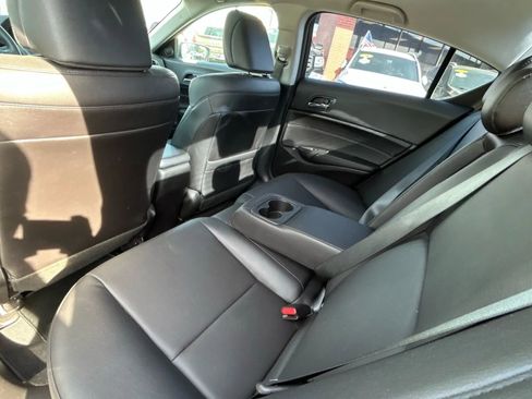 Used 2017 Acura ILX image 11