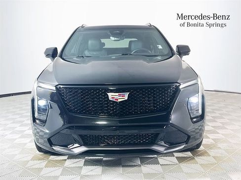 Used 2024 Cadillac XT4 Sport FWD image 2