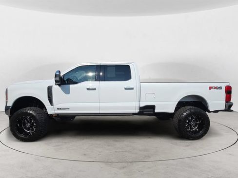 Used 2023 Ford F350 Lariat w/ Lariat Ultimate Package AWD/4WD image 8