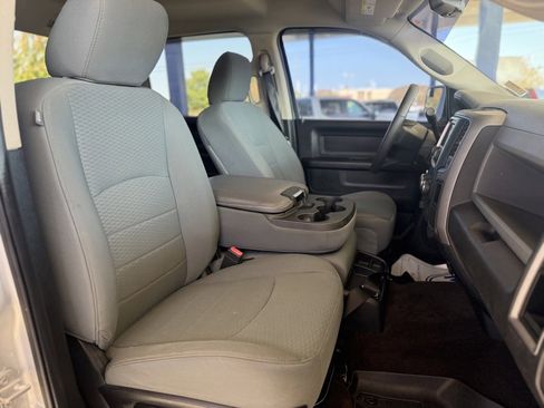 Used 2013 RAM 2500 Tradesman w/ Chrome Appearance Group image 22