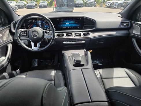 Used 2022 Mercedes-Benz GLE 350 4MATIC w/ Premium Package image 22