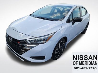 New 2025 Nissan Versa SR w/ Trunk Package