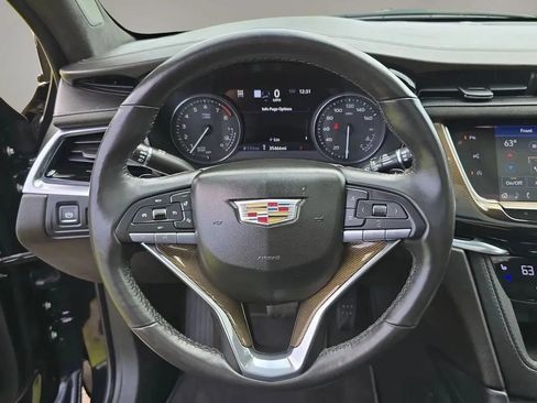 Used 2023 Cadillac XT6 Premium Luxury w/ Platinum Package AWD/4WD image 13