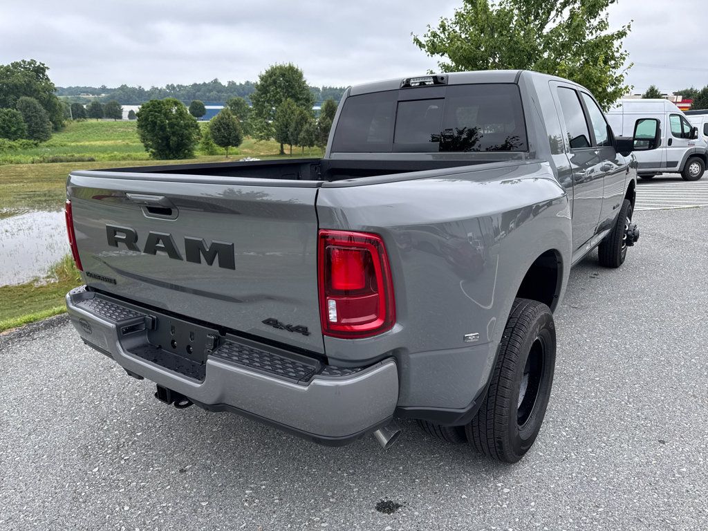 New 2026 RAM 3500 Laramie AWD/4WD image 20