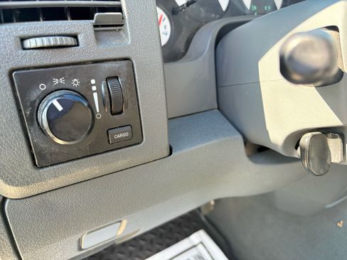 Used 2007 Dodge Ram 1500 Truck ST w/ SXT Group image 16