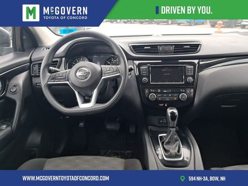 Used 2020 Nissan Rogue Sport SV image 22
