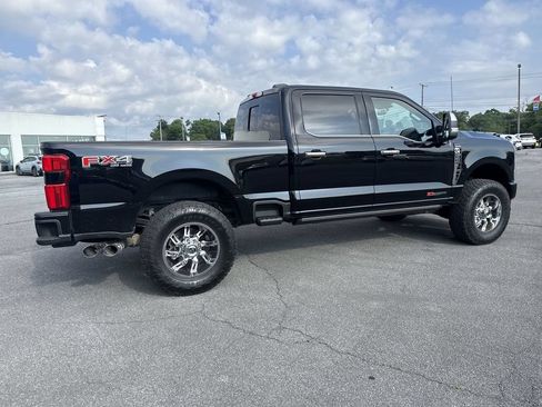 Used 2024 Ford F250 Platinum AWD/4WD image 4