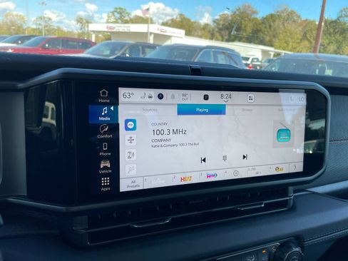 New 2025 Jeep Gladiator Rubicon w/ Convenience Group image 23