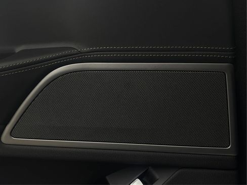 Used 2019 BMW 750i xDrive 750i xDrive Sedan 4D w/ Executive Package image 40