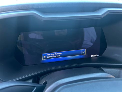 Used 2024 Chevrolet Colorado Trail Boss w/ Technology Package AWD/4WD image 16